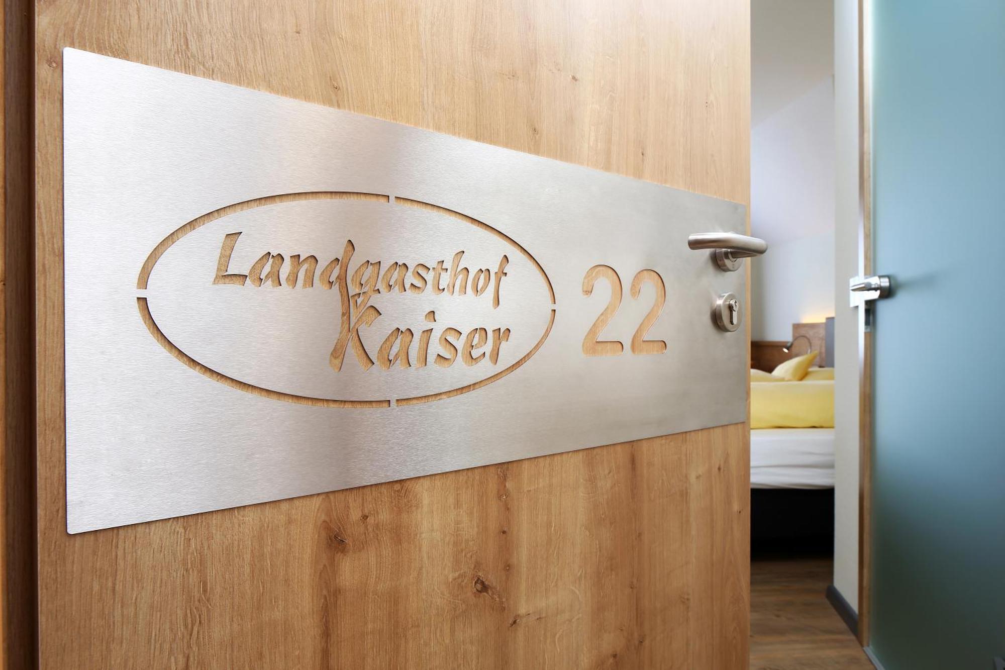 Landgasthof Kaiser Bad Wünnenberg Exteriör bild
